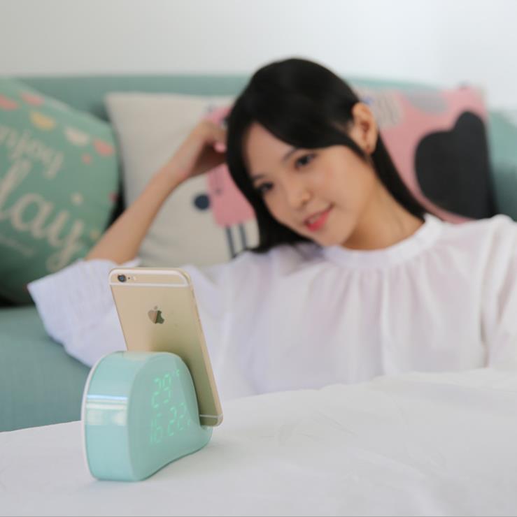 Led child dolphin cartoon alarm Wall Clock Manufacturers