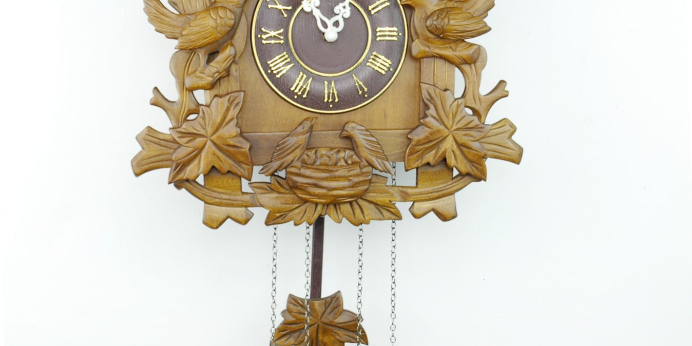 Cuckoo wooden clock (8)