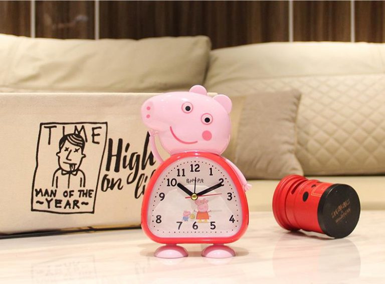 Pig alarm clock Wall Clock Manufacturers